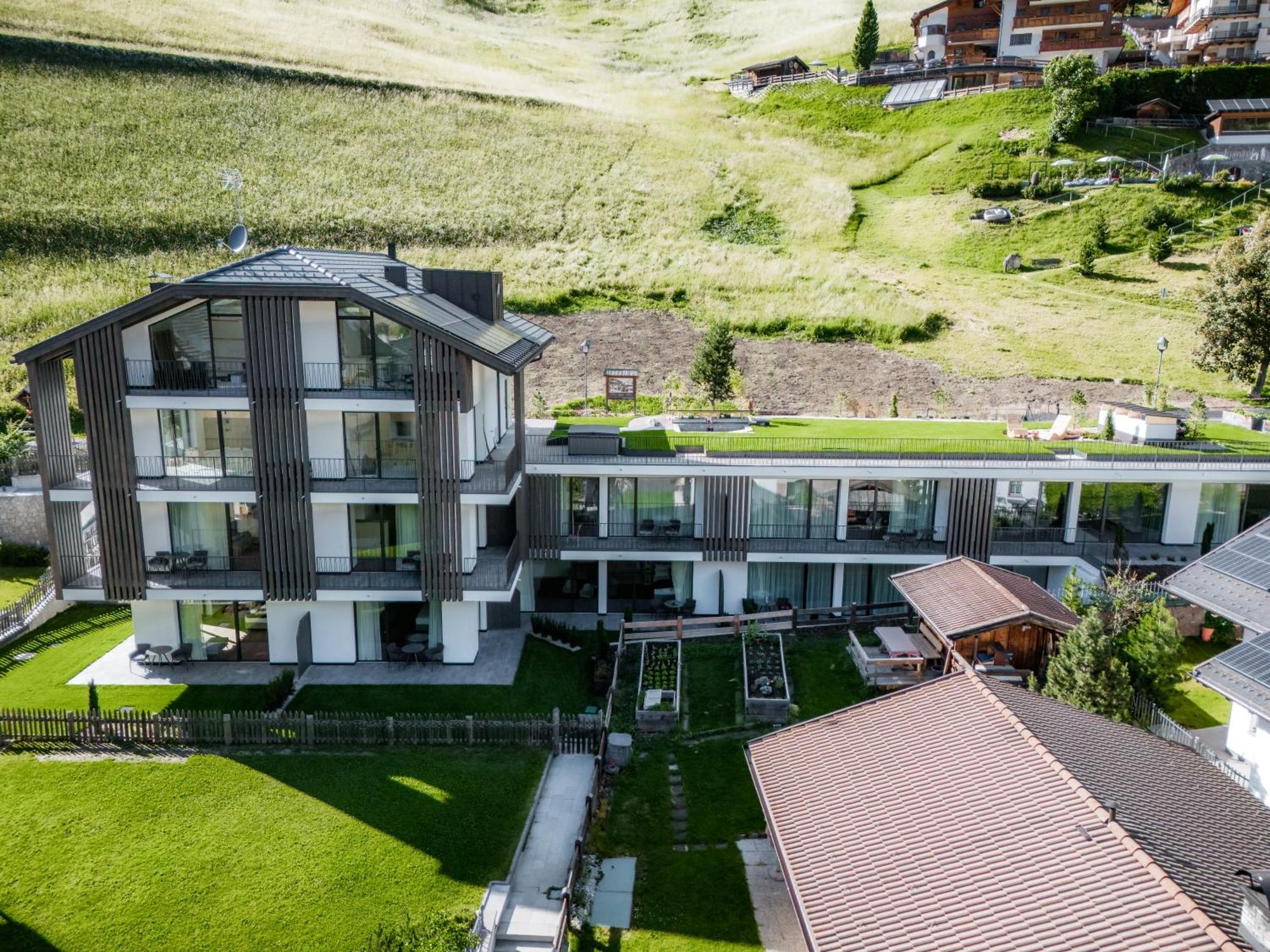 Anna Lodges Dolomites Santa Cristina Val Gardena Exterior photo