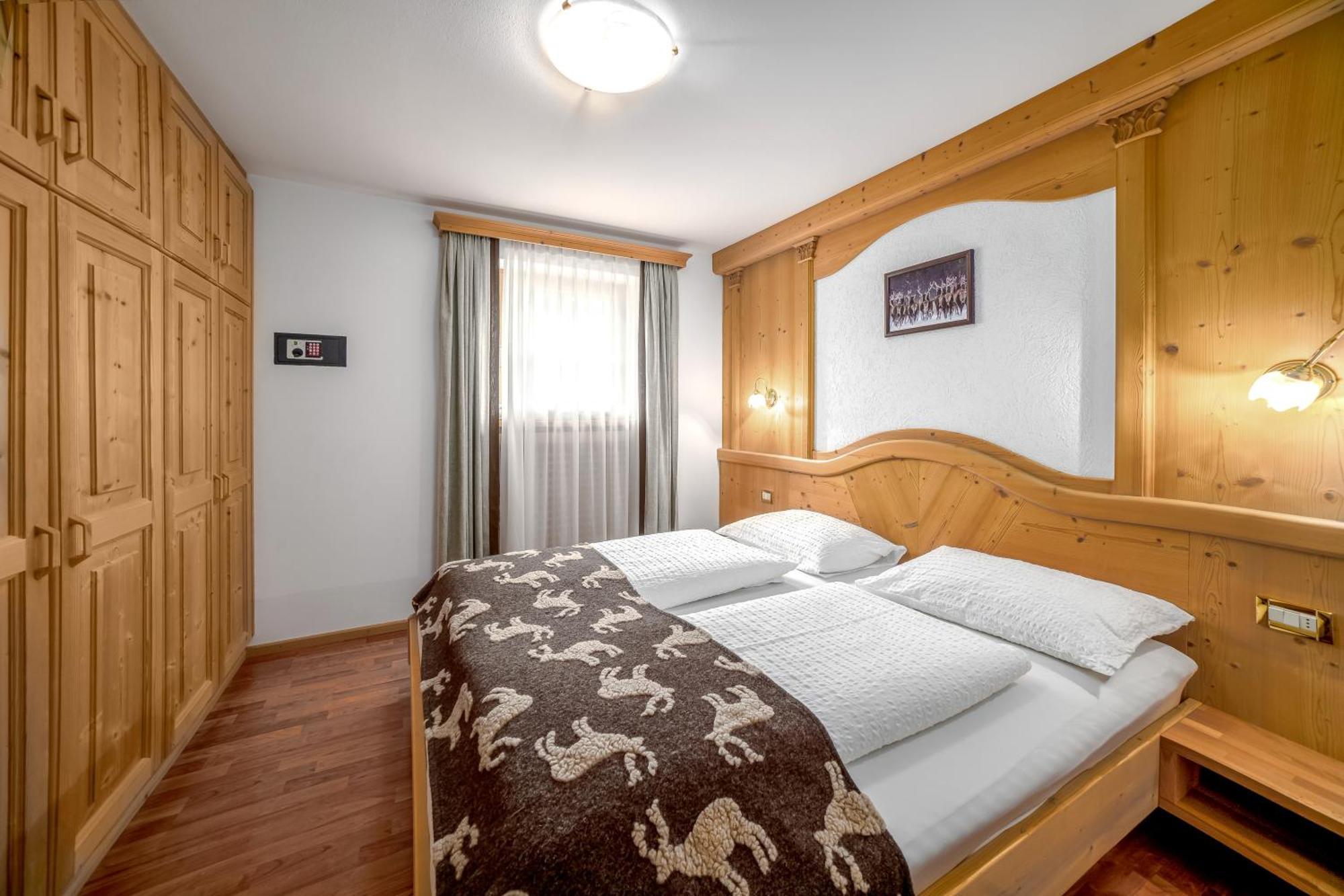Anna Lodges Dolomites Santa Cristina Val Gardena Exterior photo